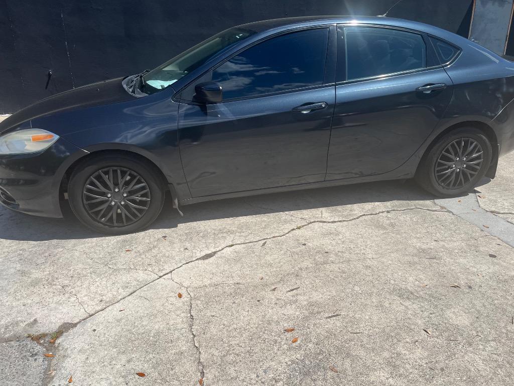 2014 Dodge Dart SE's photo